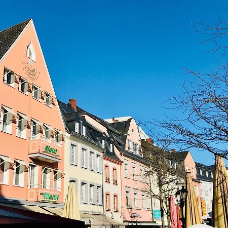 Hotel Am Markt Saarburg Exterior foto